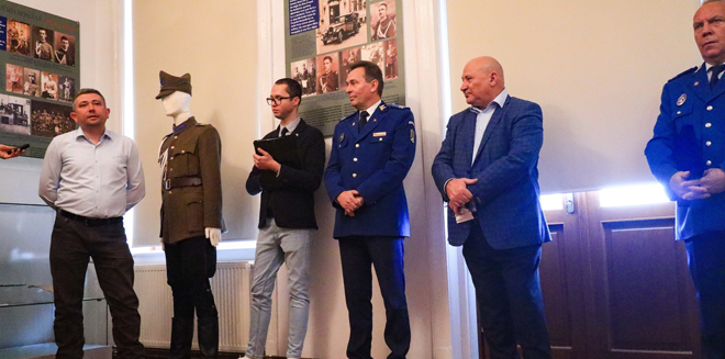 vernisaj-expozitie-jandarmi
